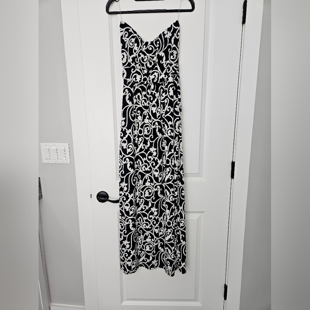 Dark navy and white strapless dress